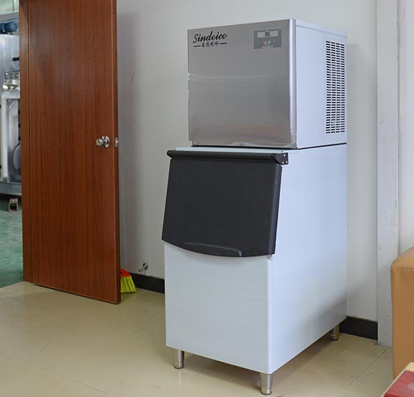 日产200公斤制冰机